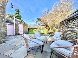 Photo 12- click for photo gallery